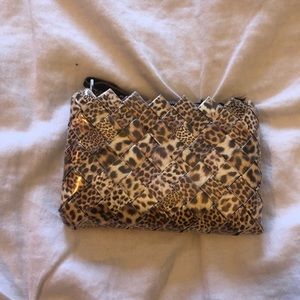 Change purse made out of recycled paper